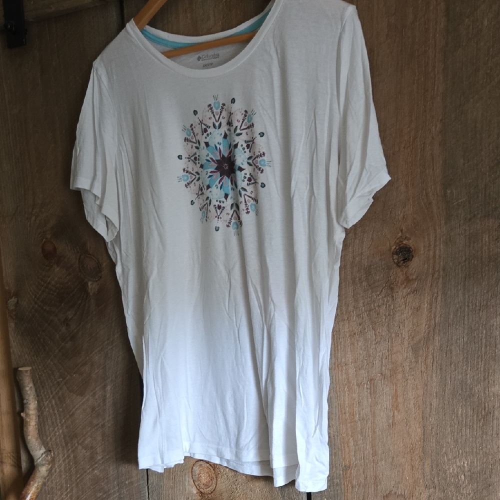 Columbia White Graphic Women's Top